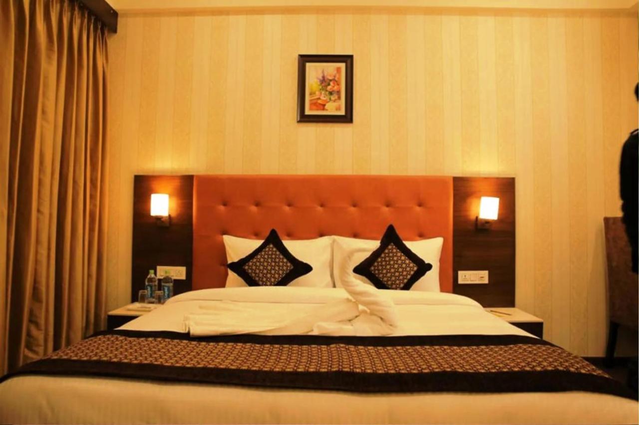 Hotel Citi Inn Grande Zirakpur ภายนอก รูปภาพ