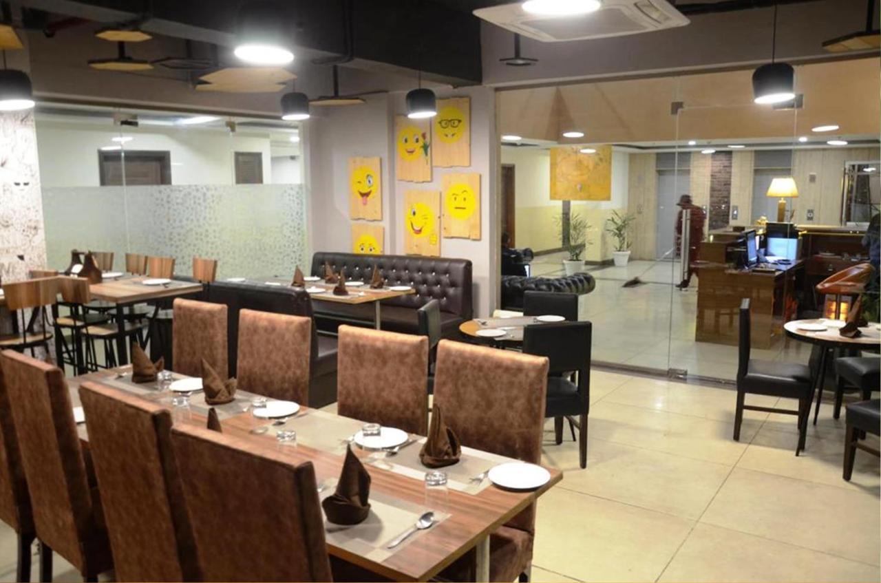 Hotel Citi Inn Grande Zirakpur ภายนอก รูปภาพ