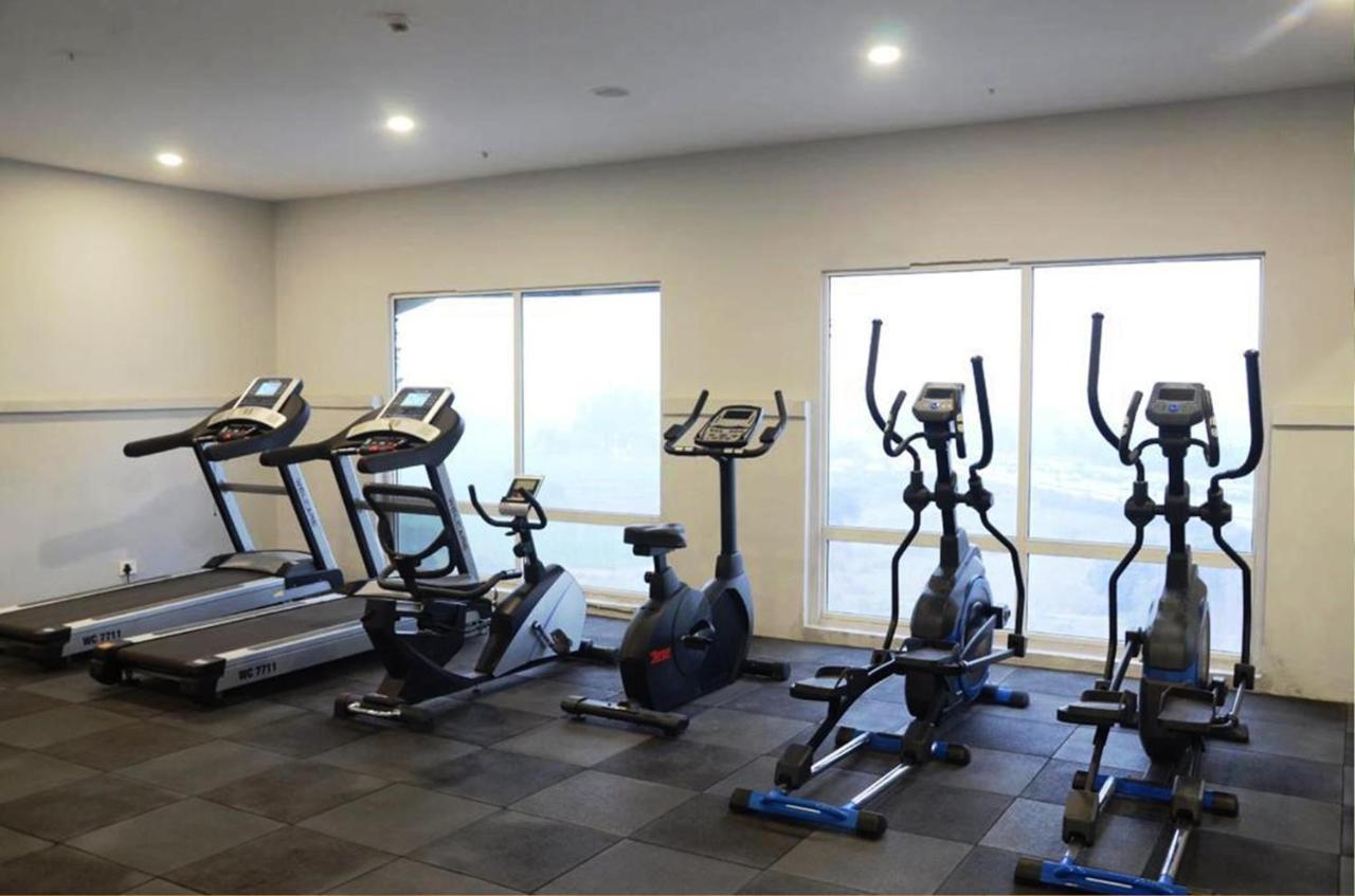 Hotel Citi Inn Grande Zirakpur ภายนอก รูปภาพ