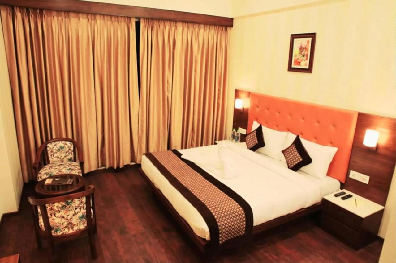 Hotel Citi Inn Grande Zirakpur ภายนอก รูปภาพ